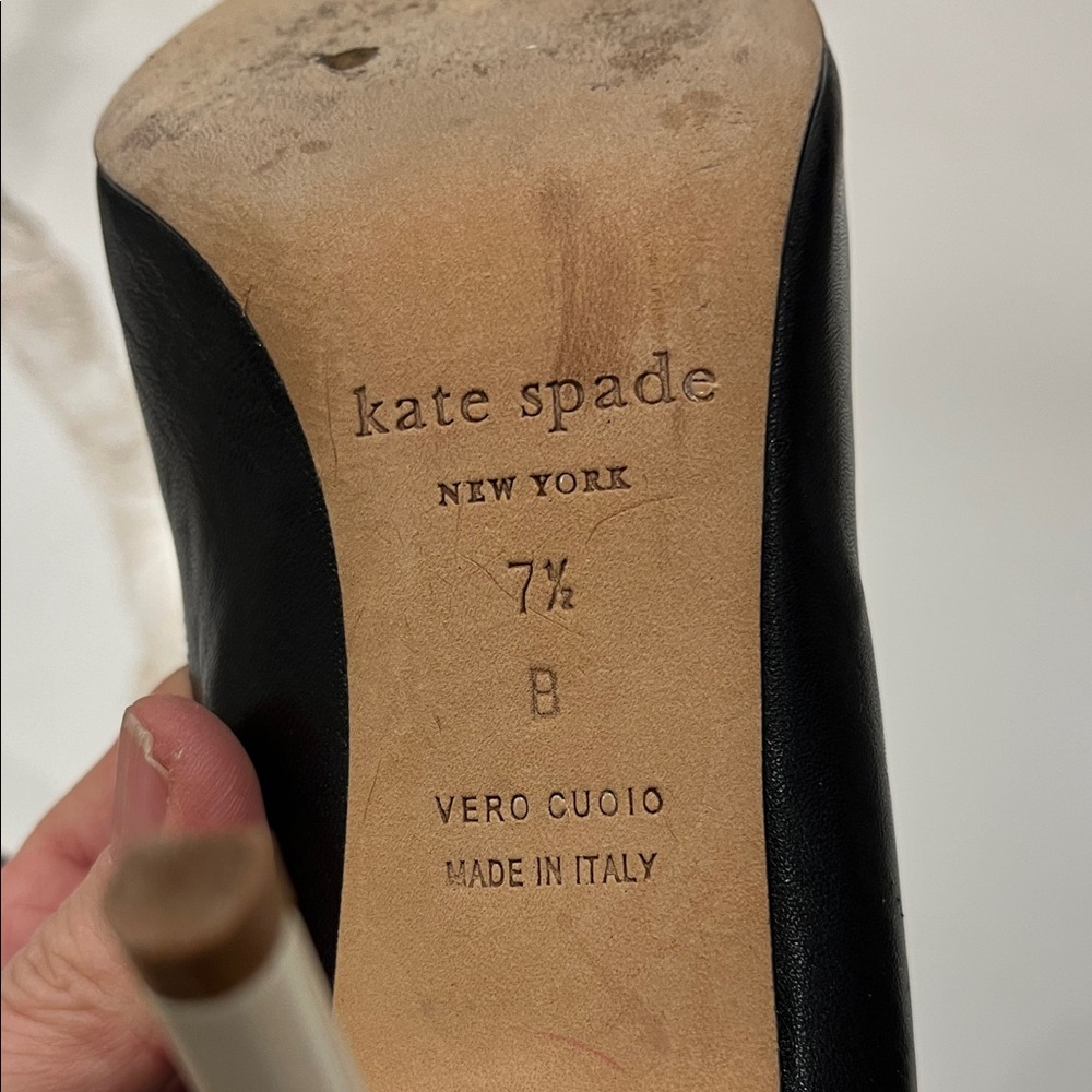 Elegant Kate Spade Black Leather & White acrylic 3.5” heel Crystal Embellishment - Picture 6 of 7